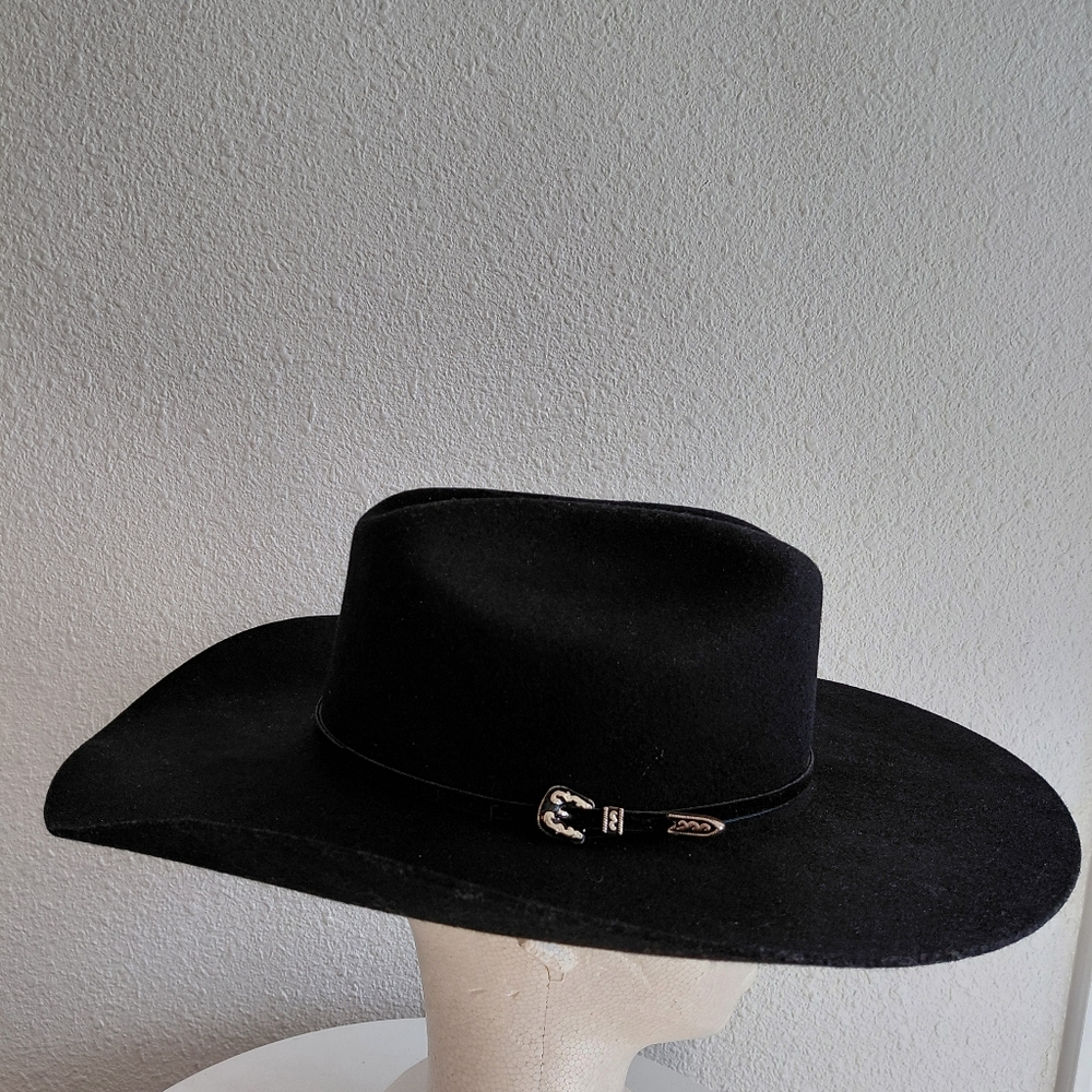SOLD - Picture 5 of 15